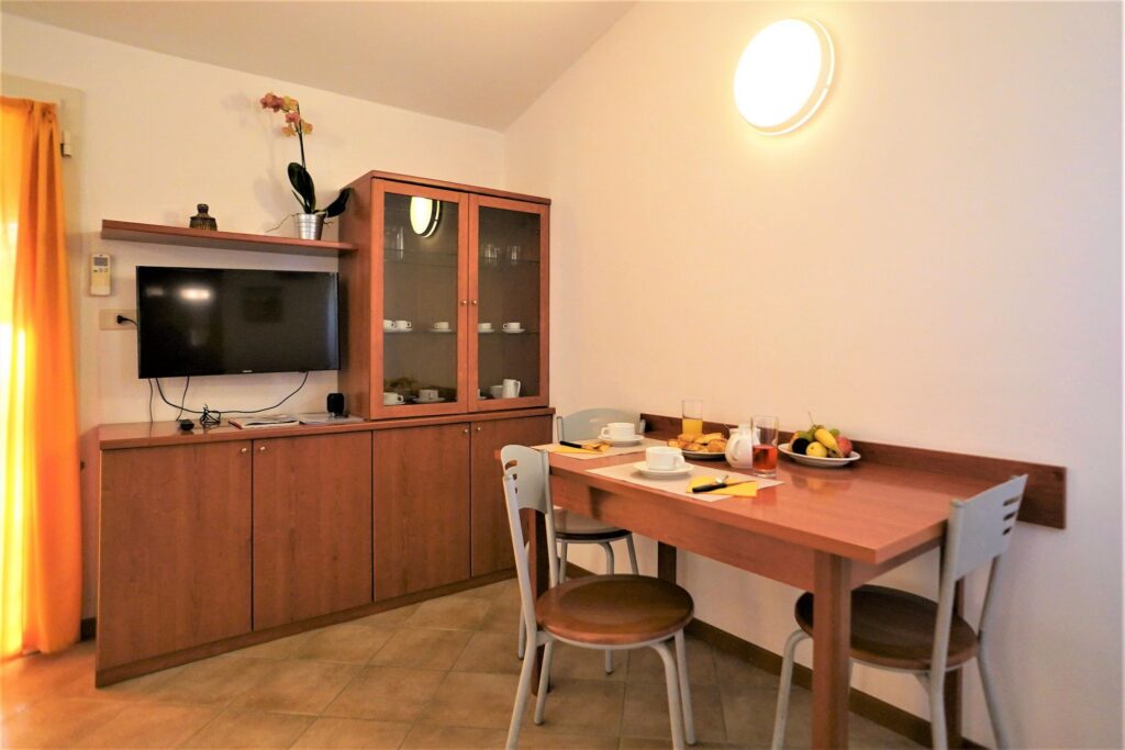 bilo-15_web svg+xml;charset=utf