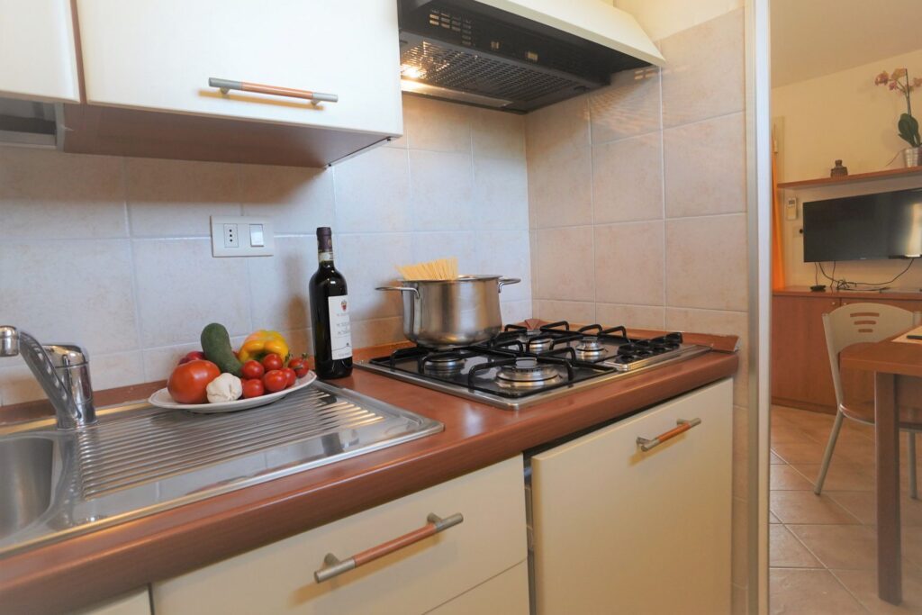 bilo-16_web svg+xml;charset=utf