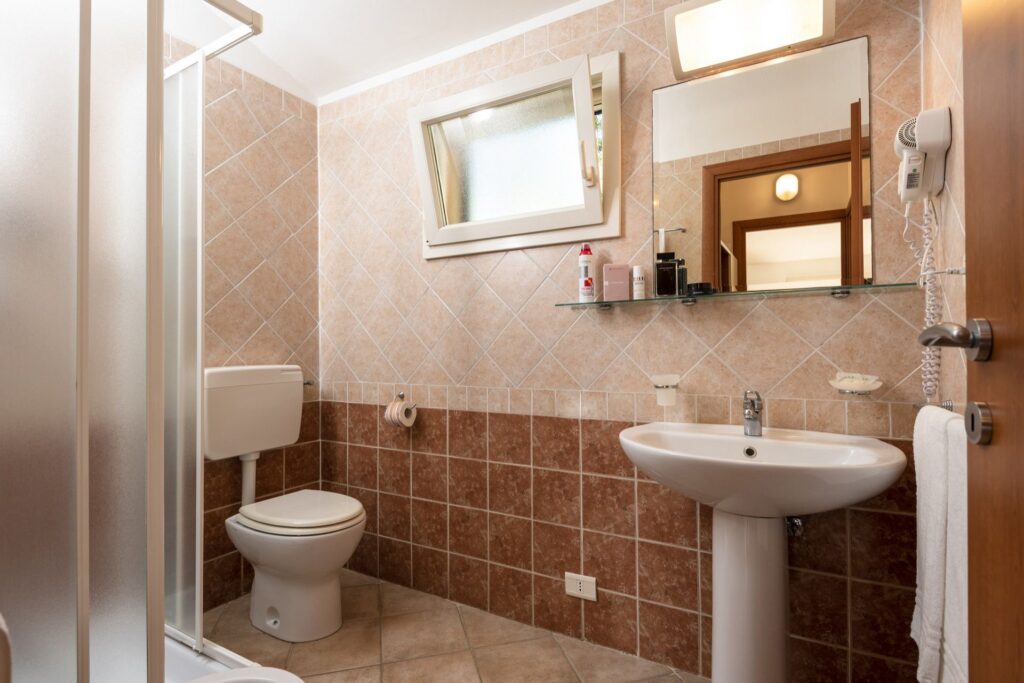 bilo-8_web svg+xml;charset=utf