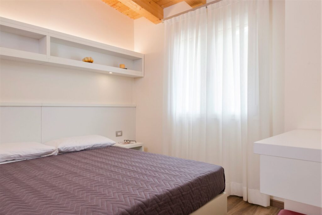 bilo-deluxe-14_web svg+xml;charset=utf