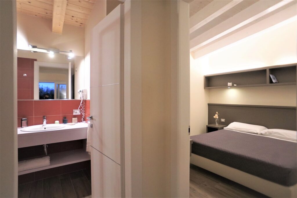 bilo-deluxe-8_web svg+xml;charset=utf