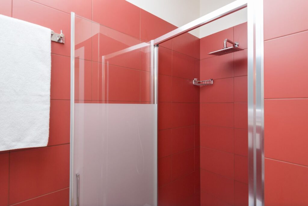 monolocale-deluxe-1_web svg+xml;charset=utf