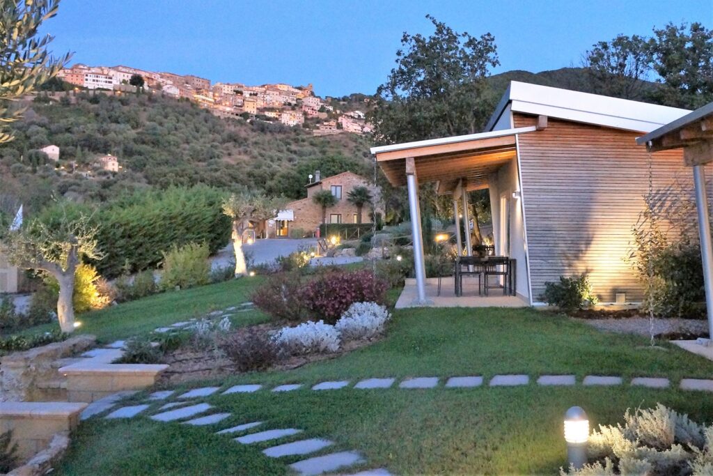 monolocale-deluxe-9_web svg+xml;charset=utf