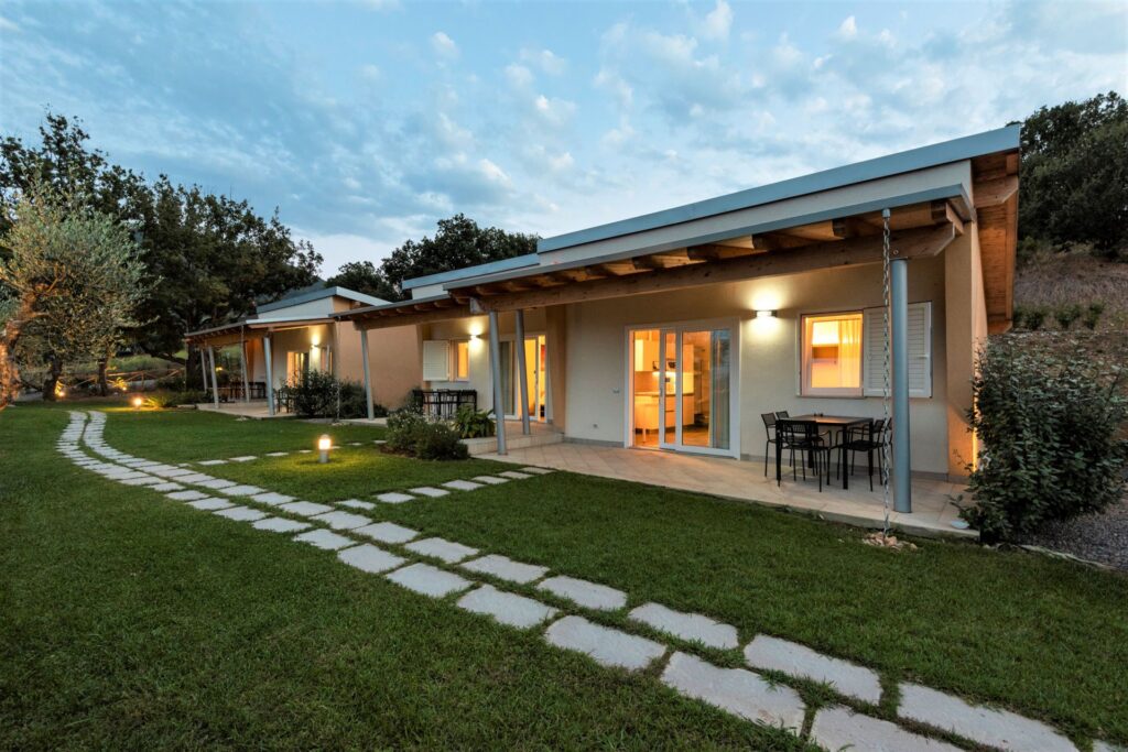 trilocale-deluxe-13_web svg+xml;charset=utf