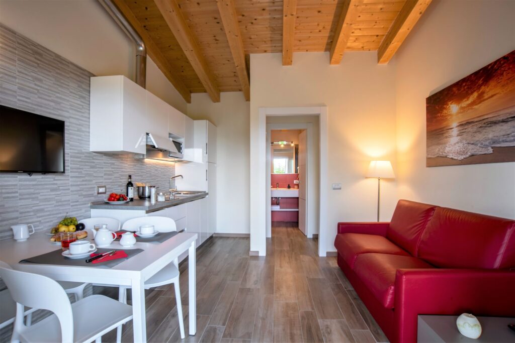 trilocale-deluxe-7_web svg+xml;charset=utf