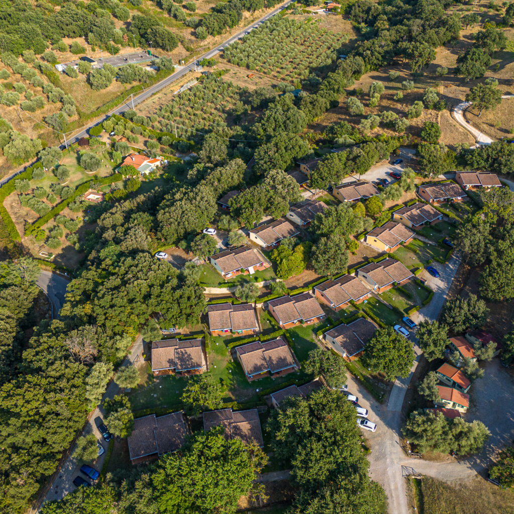 villaggio-oasi-maremma-in-toscana svg+xml;charset=utf