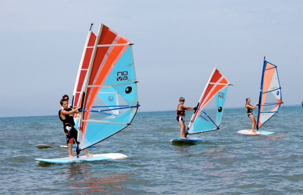 Kitesurfing Windsurfing Wing foiling2