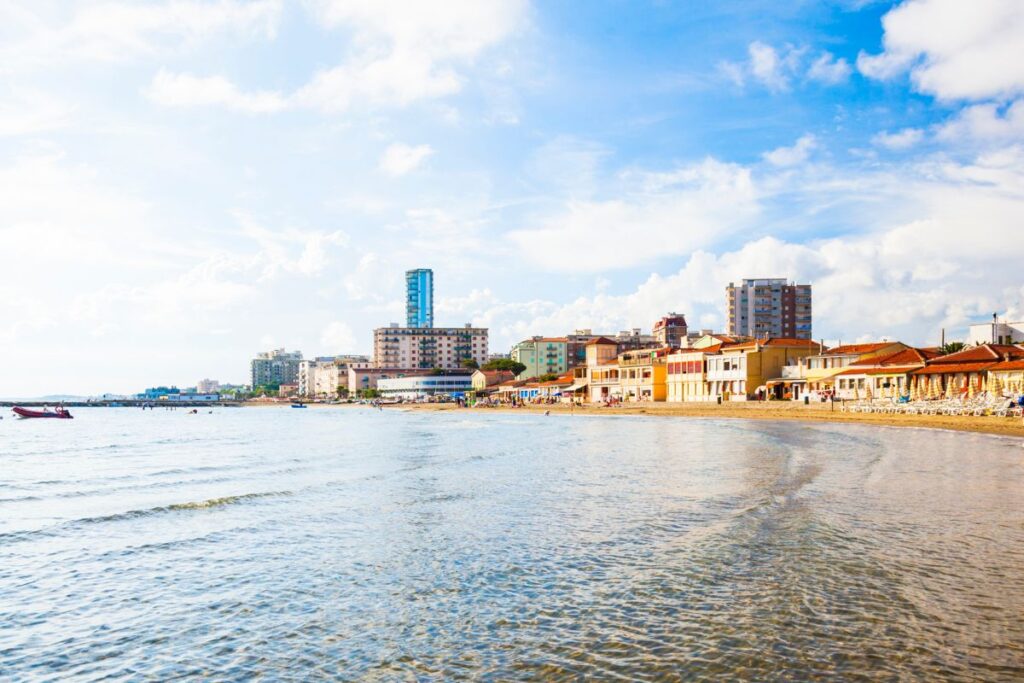 follonica toscana